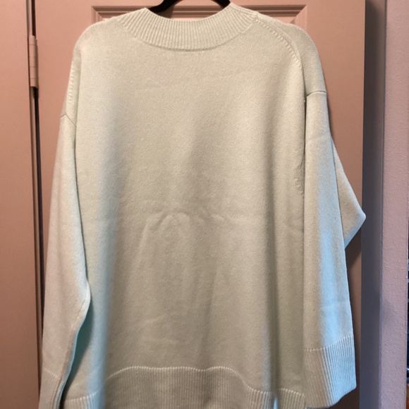 Vince Wool & Cashmere Blend Sweater (Plus Size) 3X - Picture 13 of 13